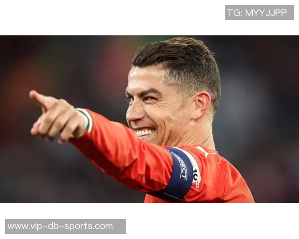 切费林盛赞C罗称其为历史最佳球员之一绝对名列前三位 切费林盛赞C罗称其为历史最佳球员之一绝对名列前三位