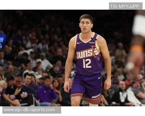 吉莱斯皮表现出色6投3中罚球4中3贡献11分9板2助助力球队胜利 吉莱斯皮表现出色6投3中罚球4中3贡献11分9板2助助力球队胜利