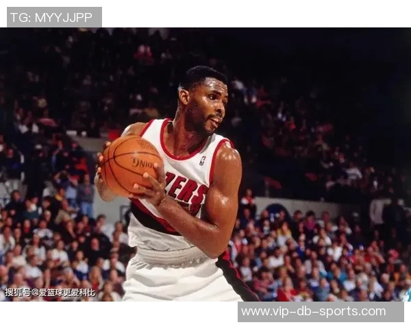 图马尼卡马拉期待开拓者提升进攻效率与团队活力表现 图马尼卡马拉期待开拓者提升进攻效率与团队活力表现