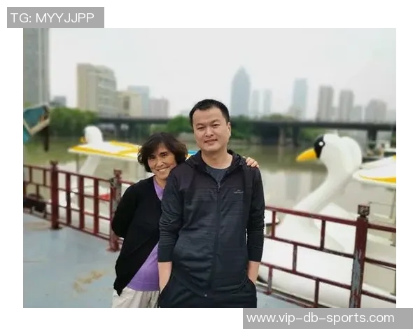 郎才女貌情深似海段刘愚妻子分享甜蜜合照庆祝六周年纪念日 郎才女貌情深似海段刘愚妻子分享甜蜜合照庆祝六周年纪念日