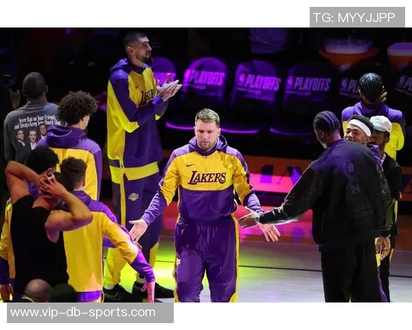 湖记：东契奇与里夫斯搭档无詹阵容下DFS表现天差地别的深度分析