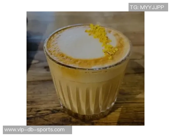 达洛特与C罗共享咖啡时光合影曝光成为最佳咖啡搭子