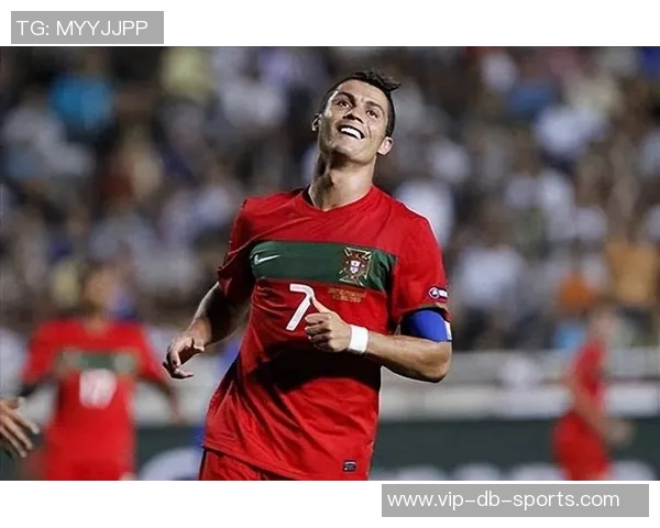 C罗传射助球队获胜社交媒体分享庆祝瞬间展现不懈努力与坚持