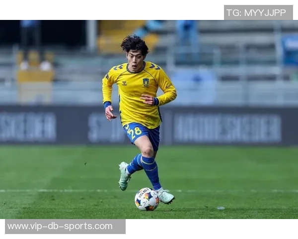 德天空报道多特蒙德关注17岁克鲁塞罗后卫普拉斯特和河床前锋梅萨 德天空报道多特蒙德关注17岁克鲁塞罗后卫普拉斯特和河床前锋梅萨