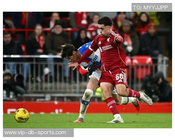 水晶宫德比精彩上演奥利塞与埃泽携手对决昔日队友 水晶宫德比精彩上演奥利塞与埃泽携手对决昔日队友