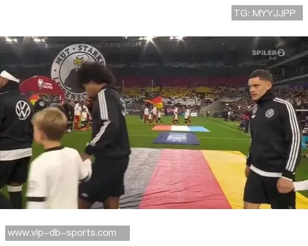 内维尔批评维尔茨比赛理解幼稚强调其跑位糟糕与过度参与防守问题 内维尔批评维尔茨比赛理解幼稚强调其跑位糟糕与过度参与防守问题